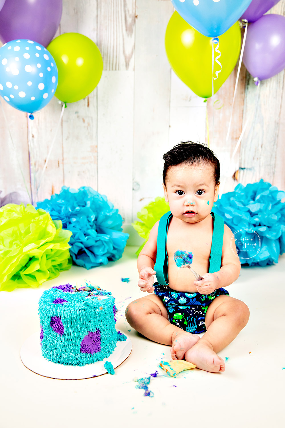 a photo from a Cake Smash Session with Kristin Tiffany Photography