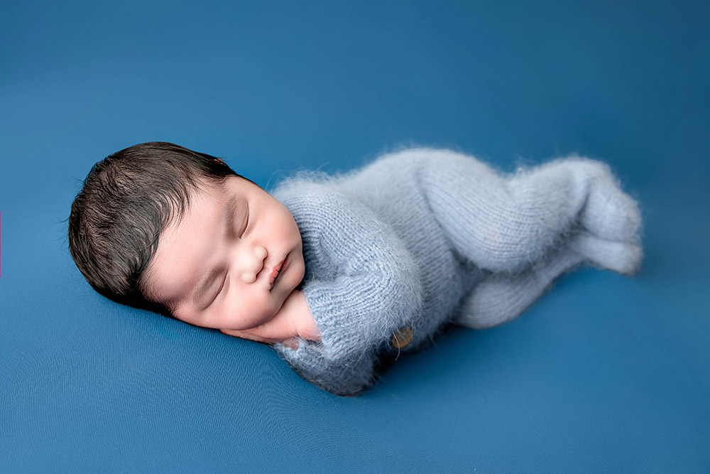 a newborn photo by Kristin Tiffany Photography