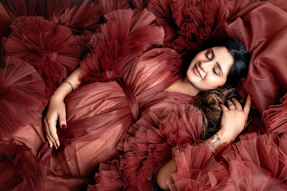 a maternity photo by Kristin Tiffany Photography